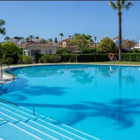 Апартаменты Junto Al Mar Piscinas Jardines Wifi Марбелья