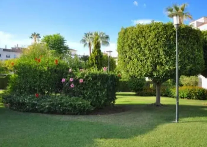 Junto Al Mar Piscinas Jardines Wifi 마르베야