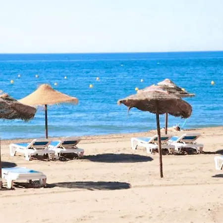 Апартаменты Junto Al Mar Piscinas Jardines Wifi
