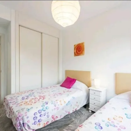 Junto Al Mar Piscinas Jardines Wifi