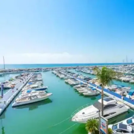 Junto Al Mar Piscinas Jardines Wifi