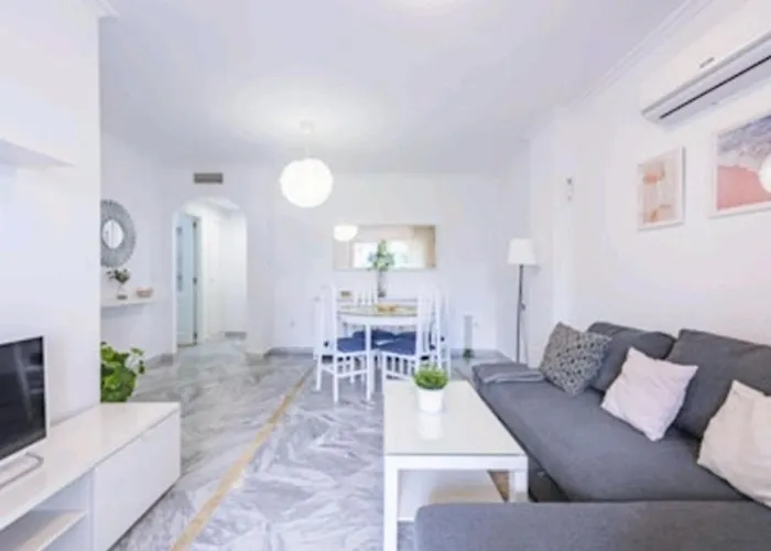 Appartamento Junto Al Mar Piscinas Jardines Wifi