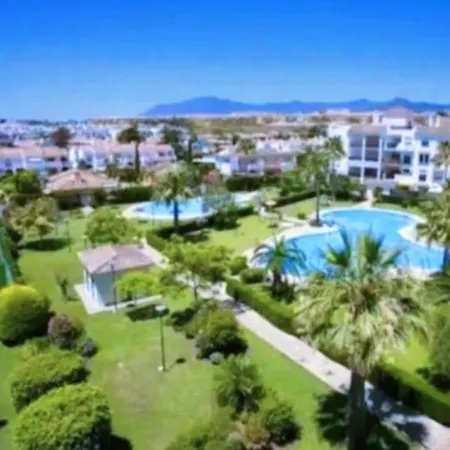 Junto Al Mar Piscinas Jardines Wifi *