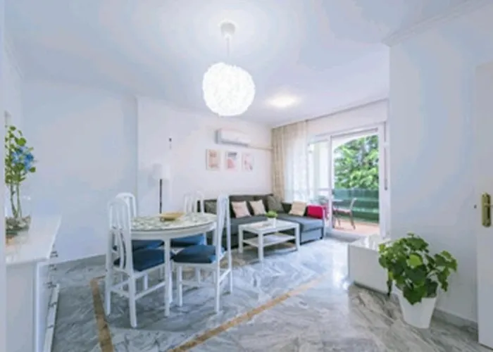 Junto Al Mar Piscinas Jardines Wifi Marbella